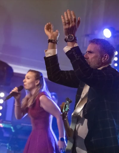 Partyband UPGRADE sorgt für Stimmung